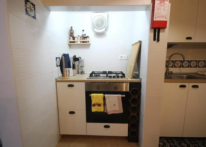 Pensjonat Bordeaux M1 R3 - & Comfortable Double With Private Patio & Shared Bathroom